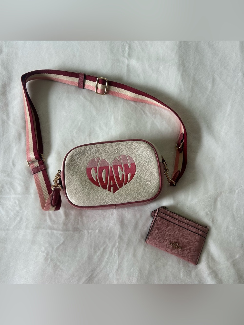 Coach Mini Jamie Camera Bag & Matching Zip ID Case Wallet Set – Heart Motif
